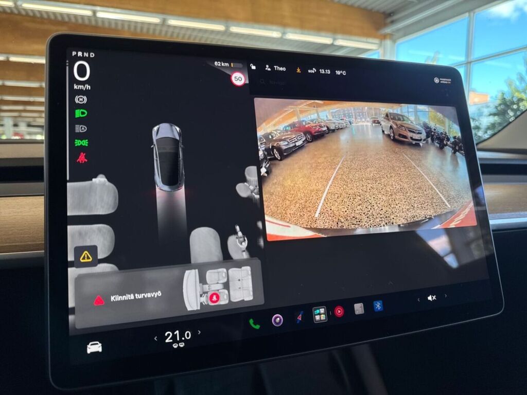 Tesla Model 3 2023 Harmaa