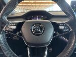 Skoda Enyaq 2023 Musta (Black Magic Pearl Effect)