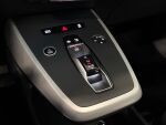 Audi Q4 e-tron 2024 Musta (Mythos Black Metallic)