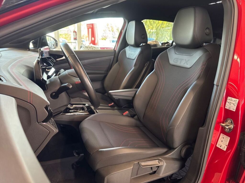 Volkswagen ID.4 2023 Punainen (Kings Red)