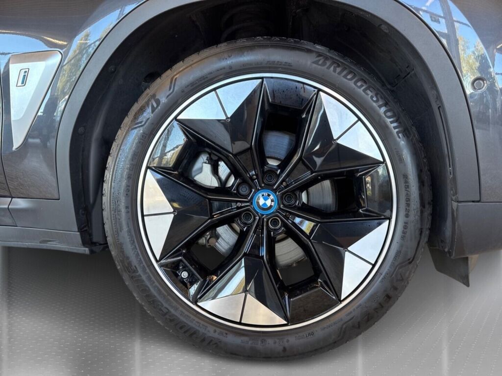 BMW iX3 2021 Harmaa (Sophisto Grey)