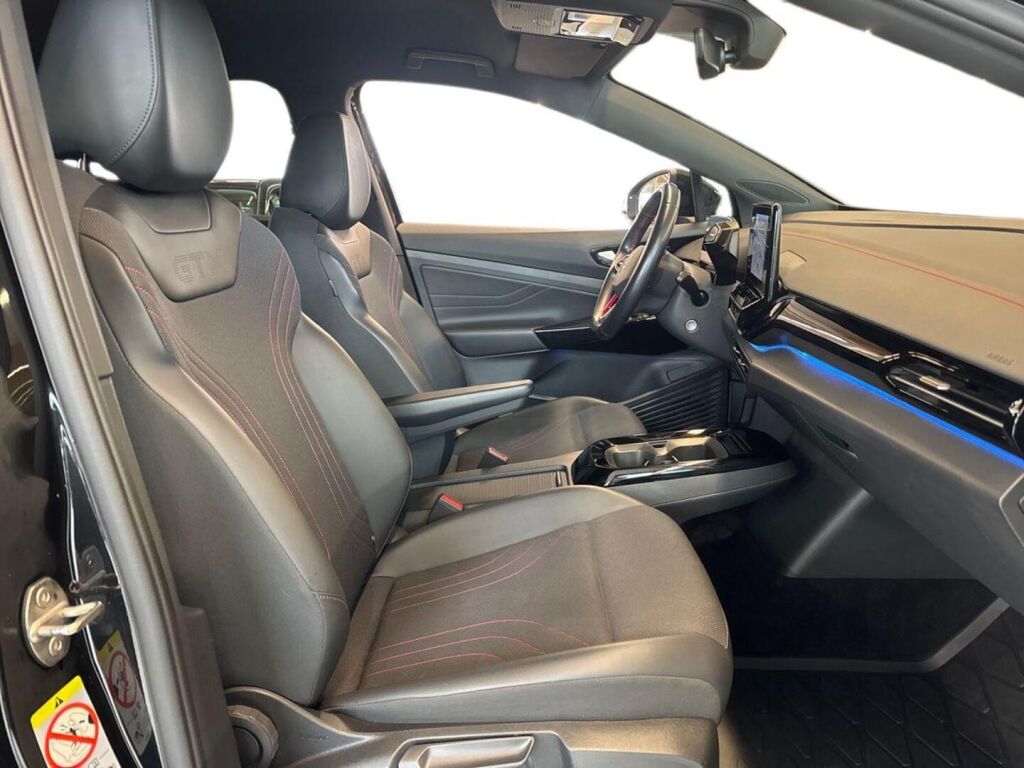 Volkswagen ID.4 2023 Musta