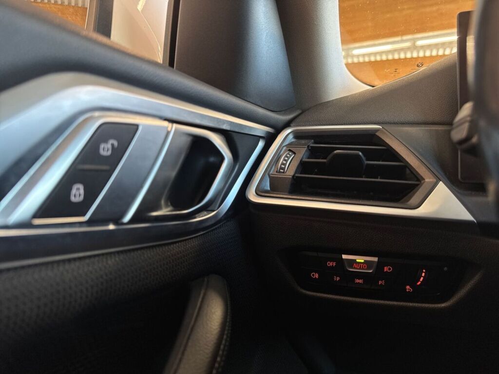 BMW i4 2023 Valkoinen