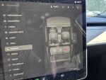 Tesla Model Y 2023 Sininen (Deep Blue)