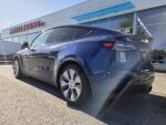 Tesla Model Y 2023 Sininen (Deep Blue)