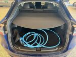 Tesla Model Y 2023 Sininen (Deep Blue)