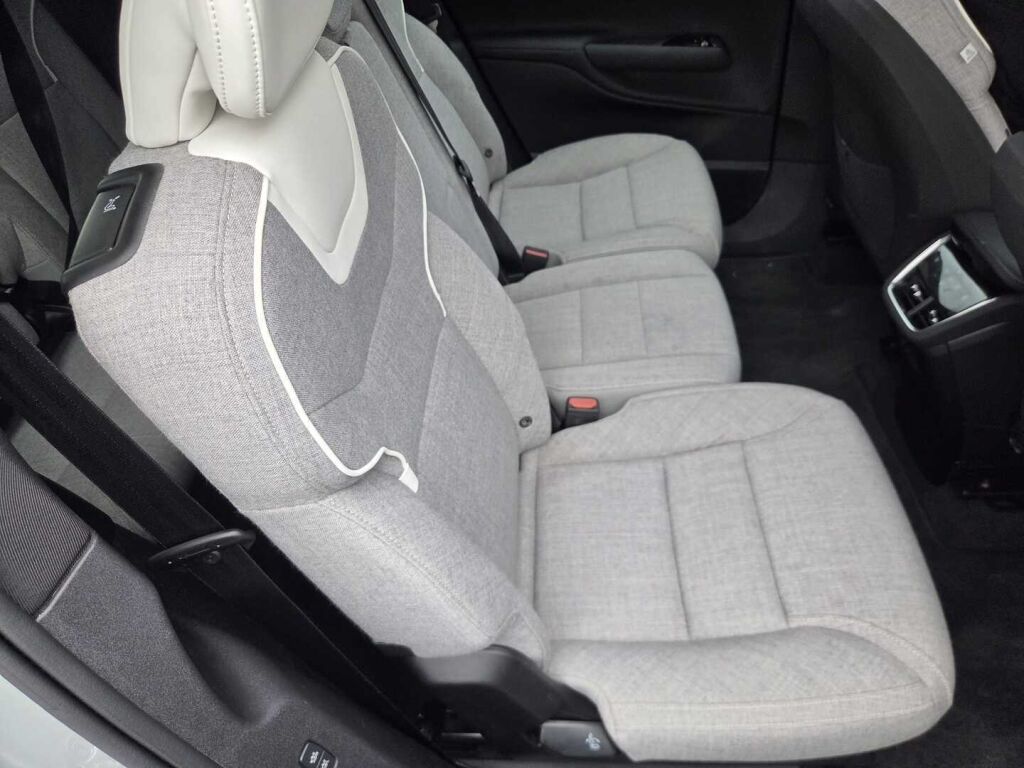 Volvo EX90 2025 Harmaa (Vapour Grey)