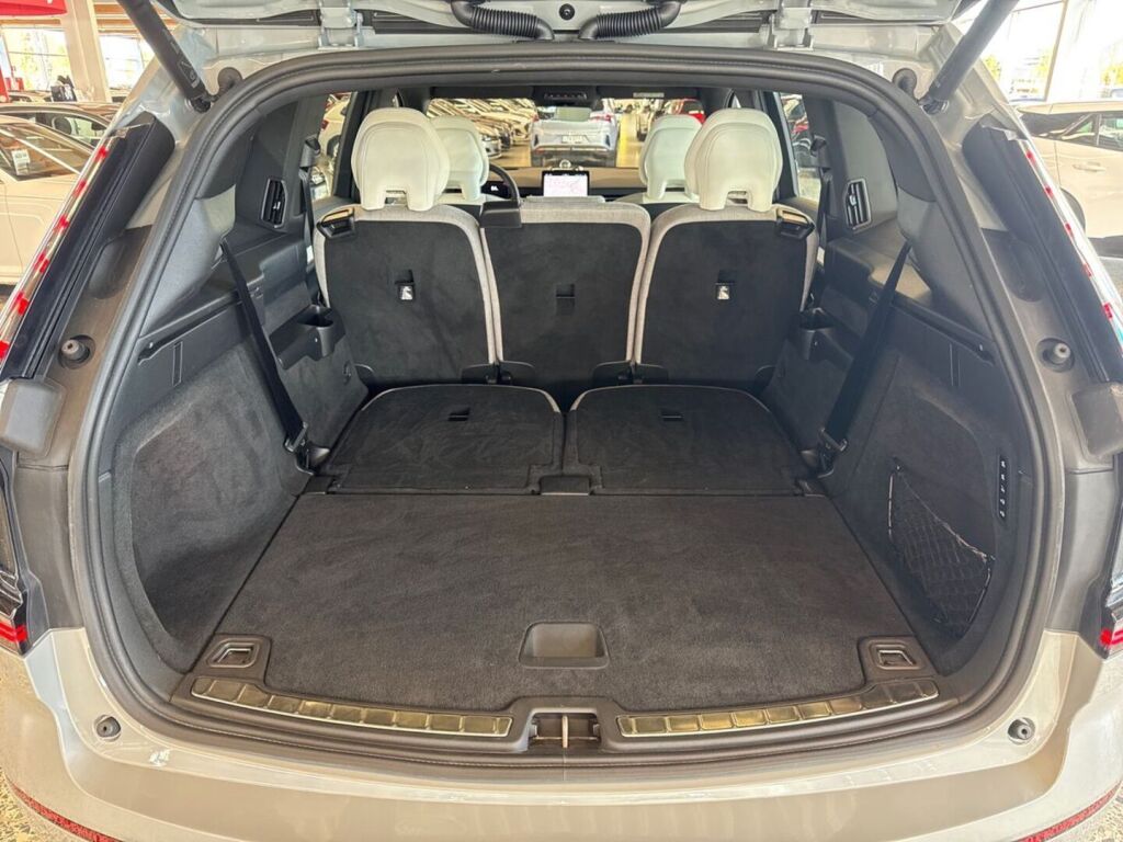 Volvo EX90 2025 Harmaa (Vapour Grey)