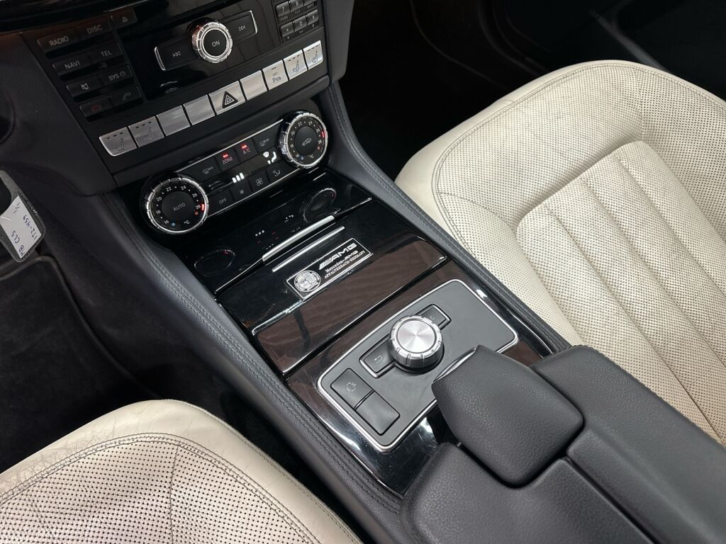 Mercedes-Benz CLS 2011 