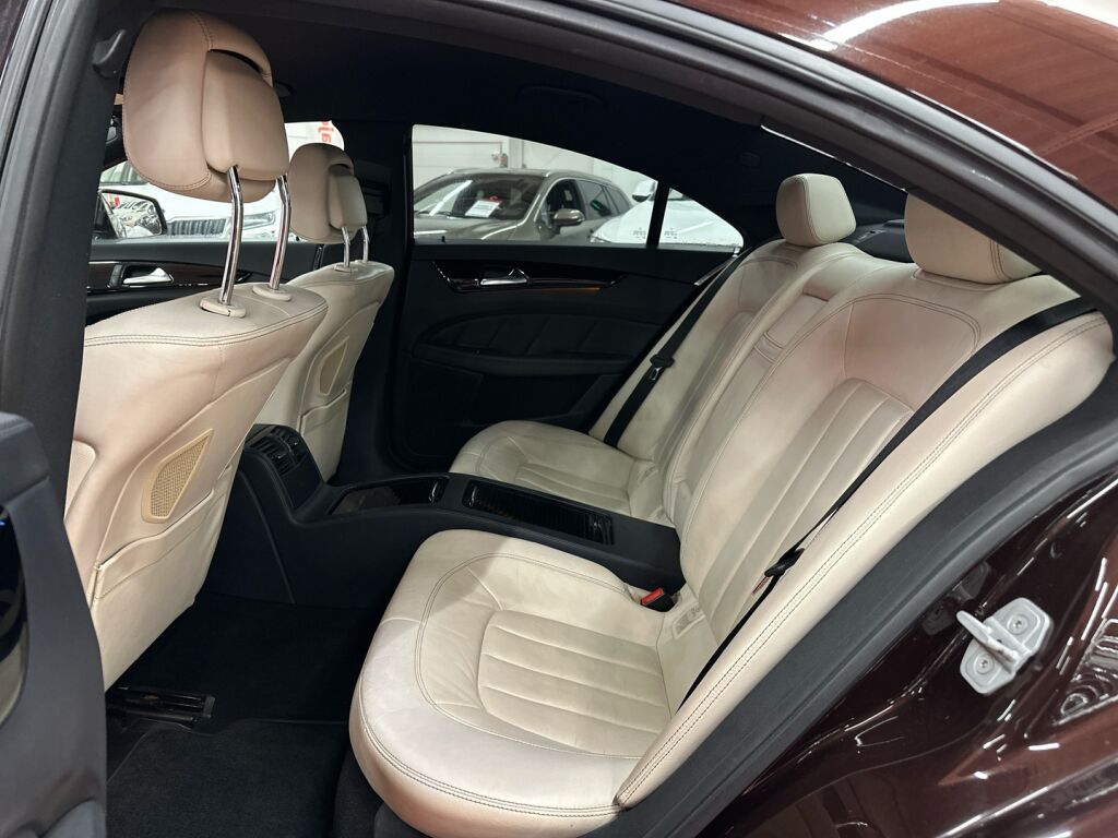 Mercedes-Benz CLS 2011 