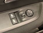 Peugeot 208 2020 Punainen