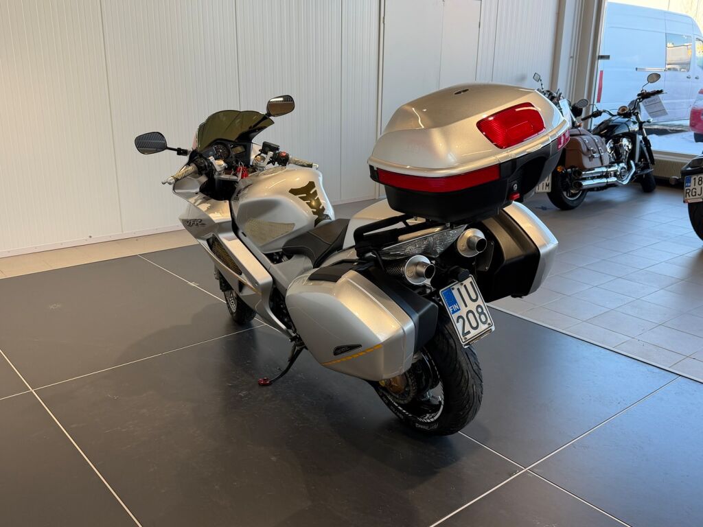 Honda VFR 2002 