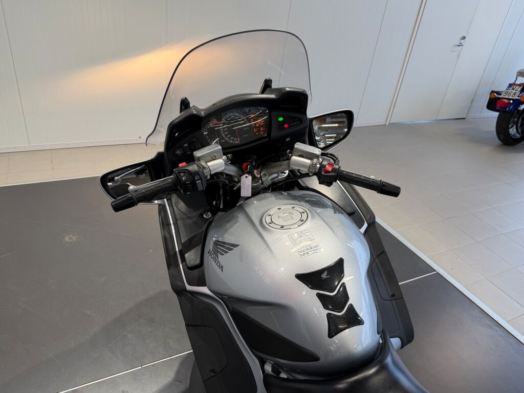 Honda ST 2007 JO V 324