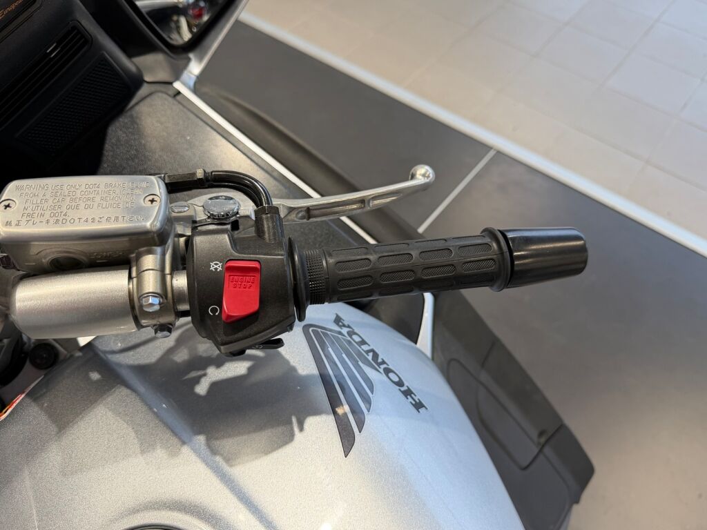 Honda ST 2007 JO V 324