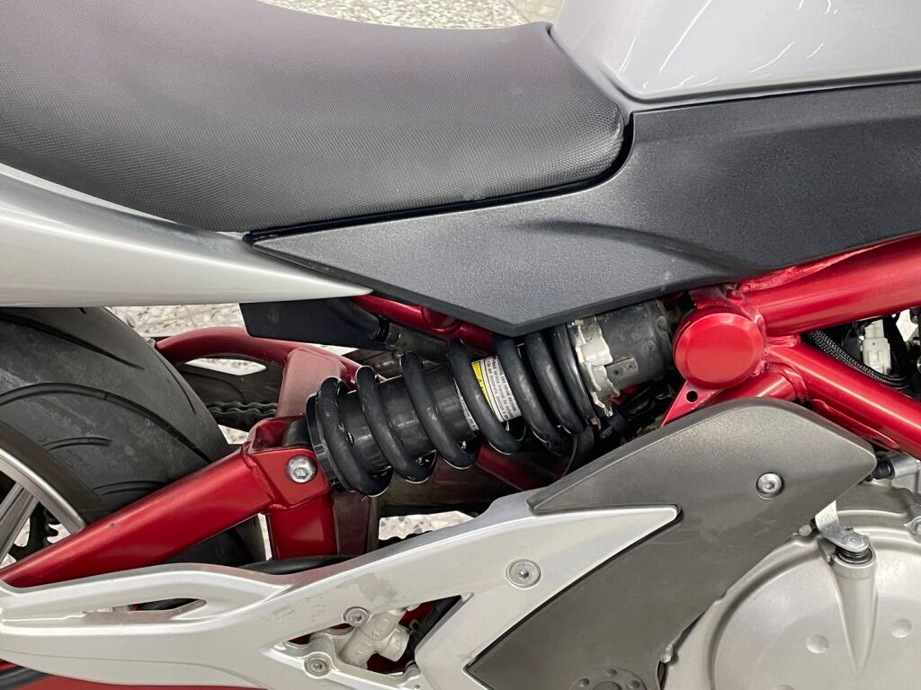 Kawasaki ER-6n 2006 Musta