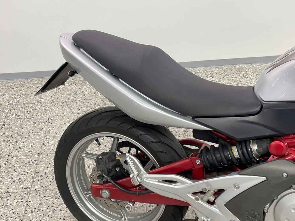 Kawasaki ER-6n 2006 Musta