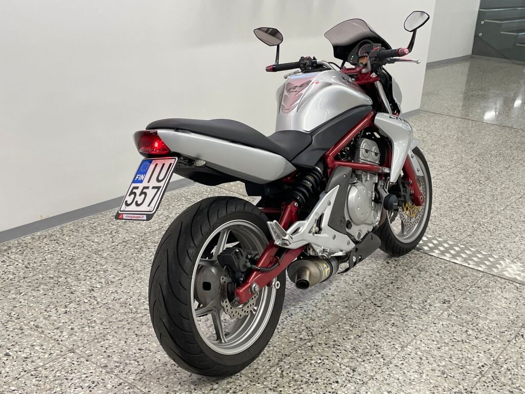 Kawasaki ER-6n 2006 Musta