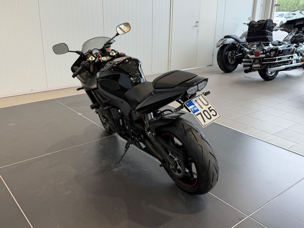 Yamaha YZF-R6 2006 AY V 197