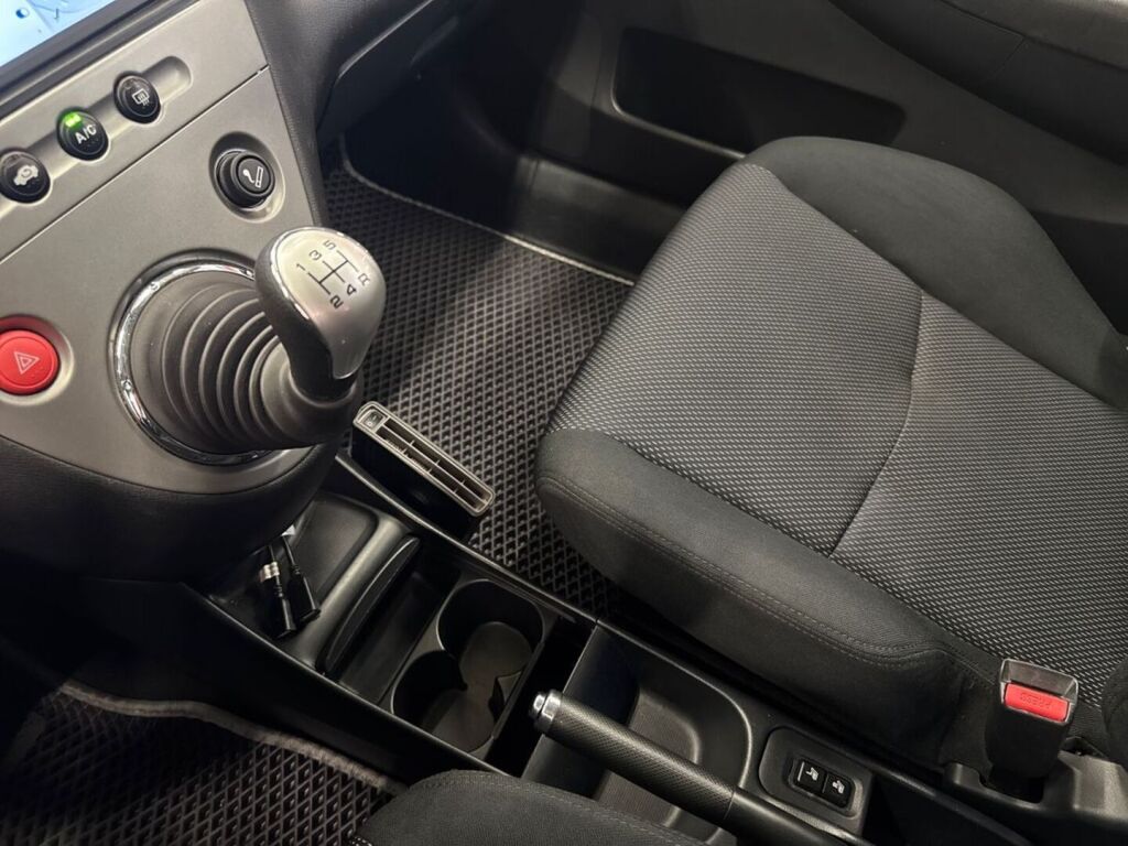 Honda Civic 2004 Harmaa