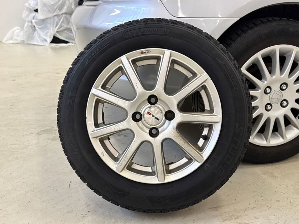 Honda Civic 2004 Harmaa