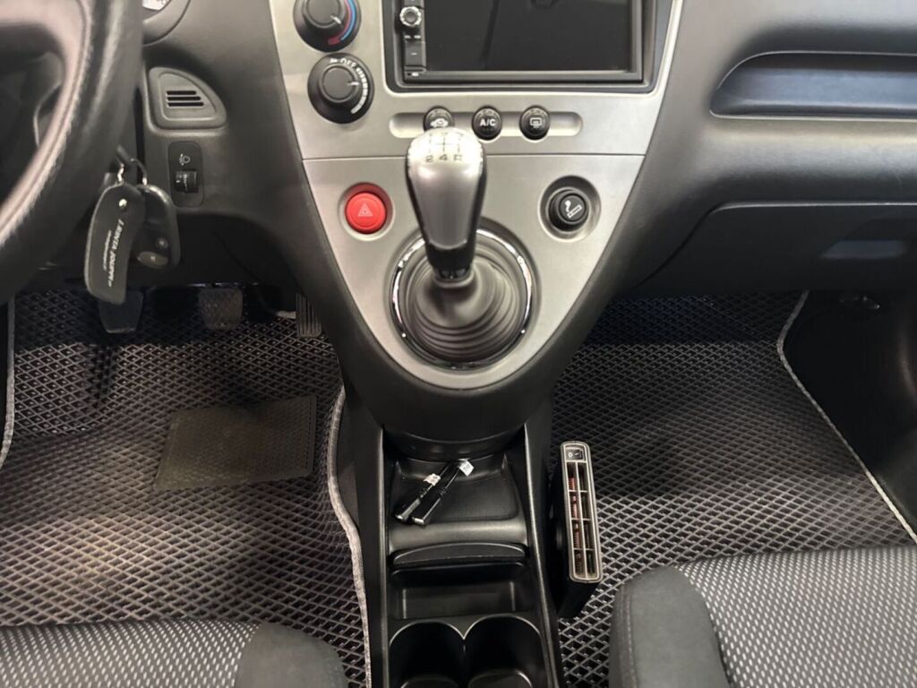 Honda Civic 2004 Harmaa