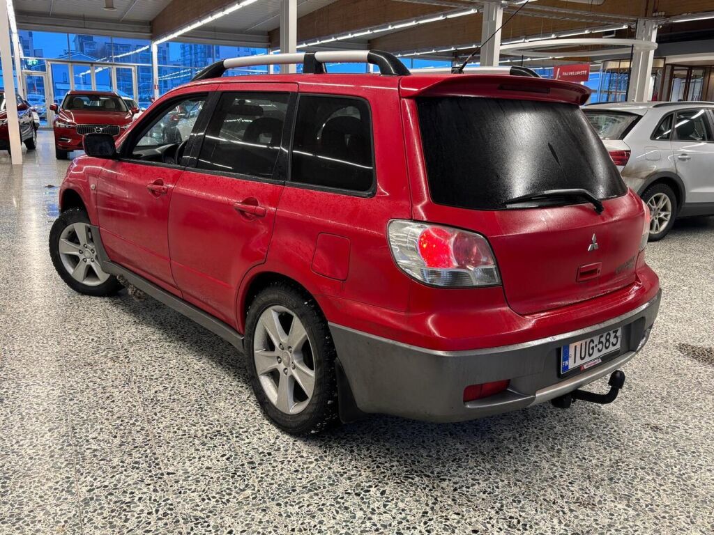 Mitsubishi Outlander 2005 Punainen