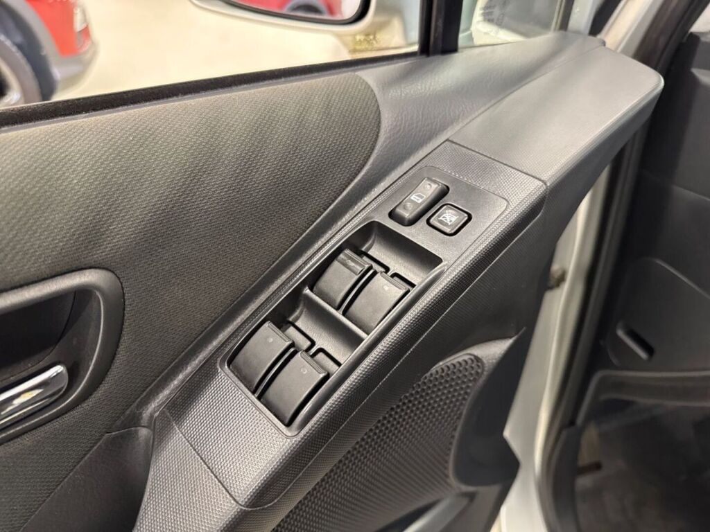 Toyota Corolla Verso 2006 Hopea