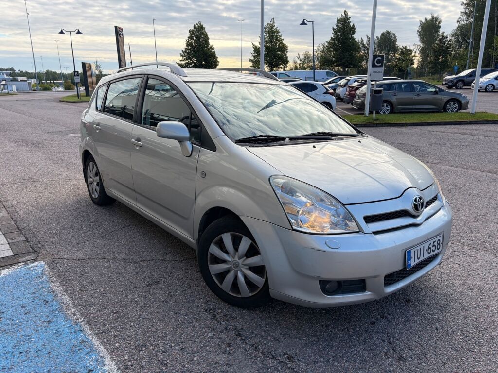 Toyota Corolla Verso 2006 Hopea