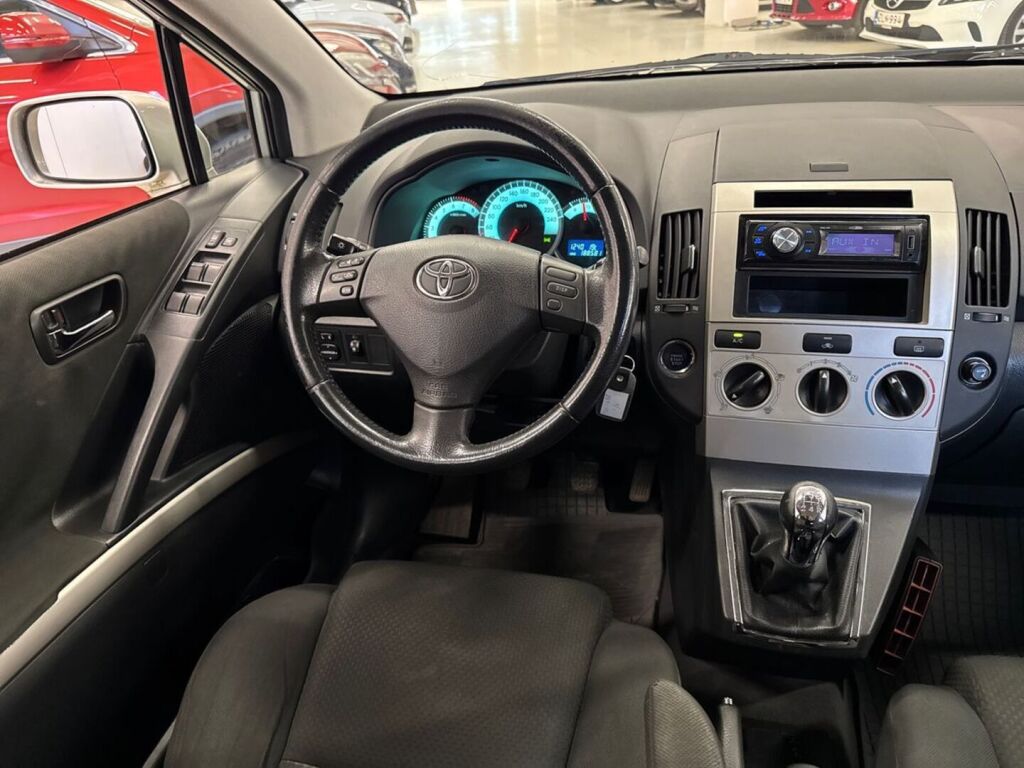 Toyota Corolla Verso 2006 Hopea