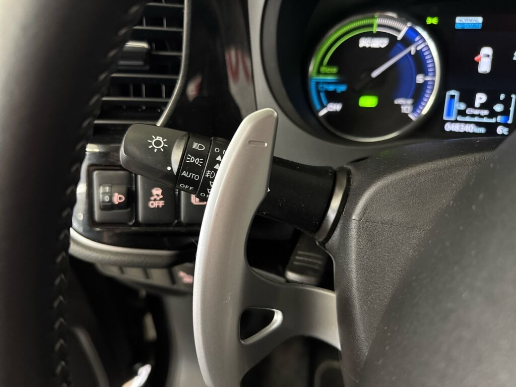 Mitsubishi Outlander PHEV 2021 Musta