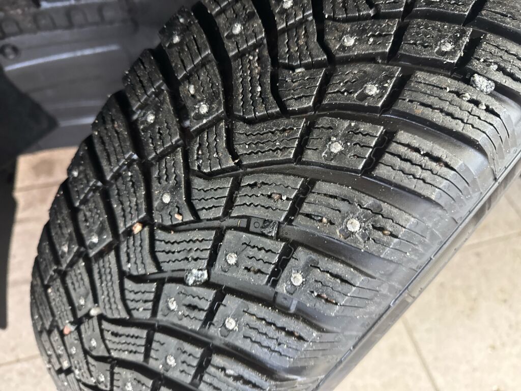 Mitsubishi Outlander PHEV 2021 Musta