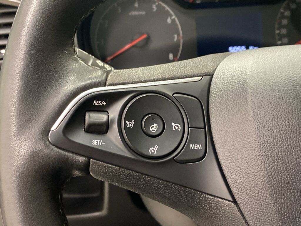 Opel Crossland X 2020 Valkoinen