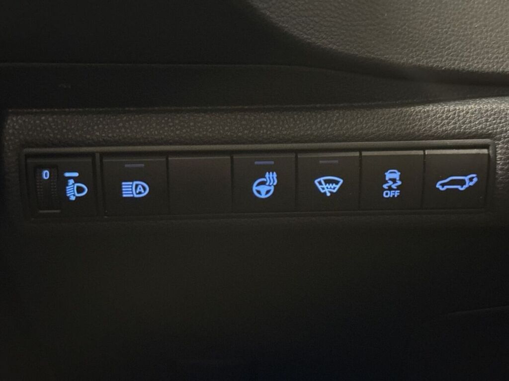Toyota Corolla 2020 Musta