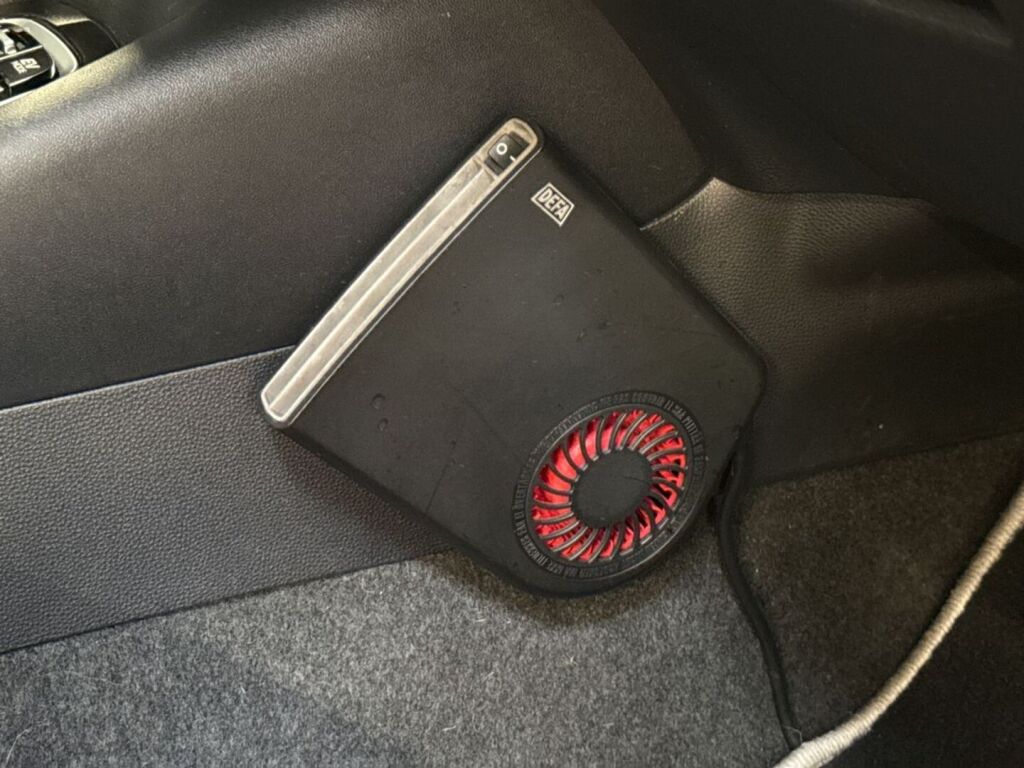 Toyota Corolla 2020 Musta