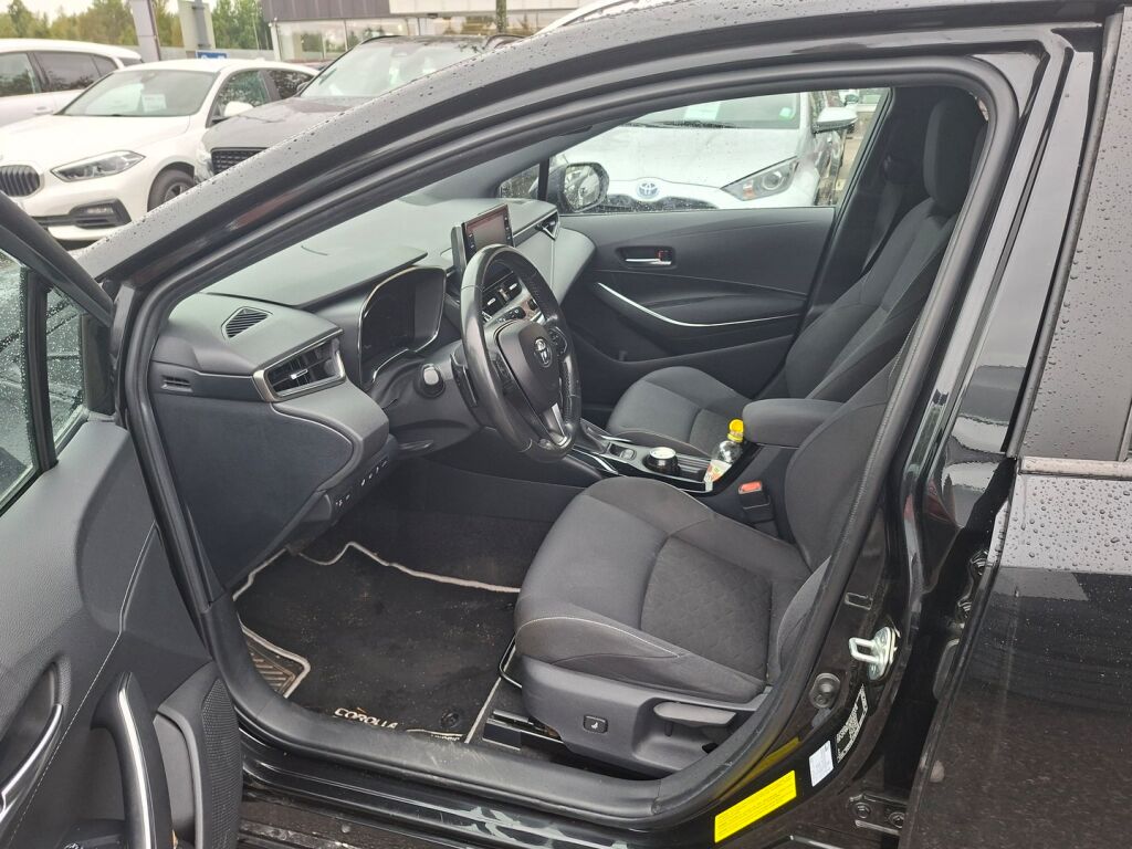 Toyota Corolla 2020, kuva 7/8