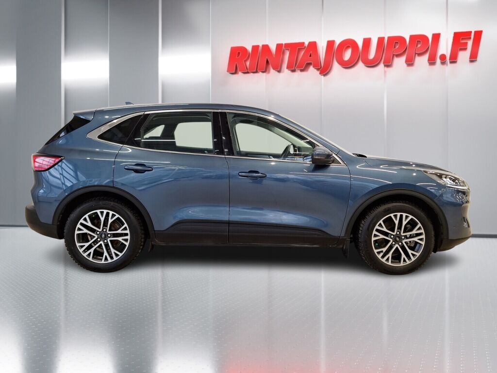 Ford Kuga 2021 Sininen