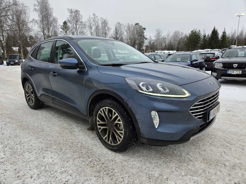 Ford Kuga 2021 Sininen