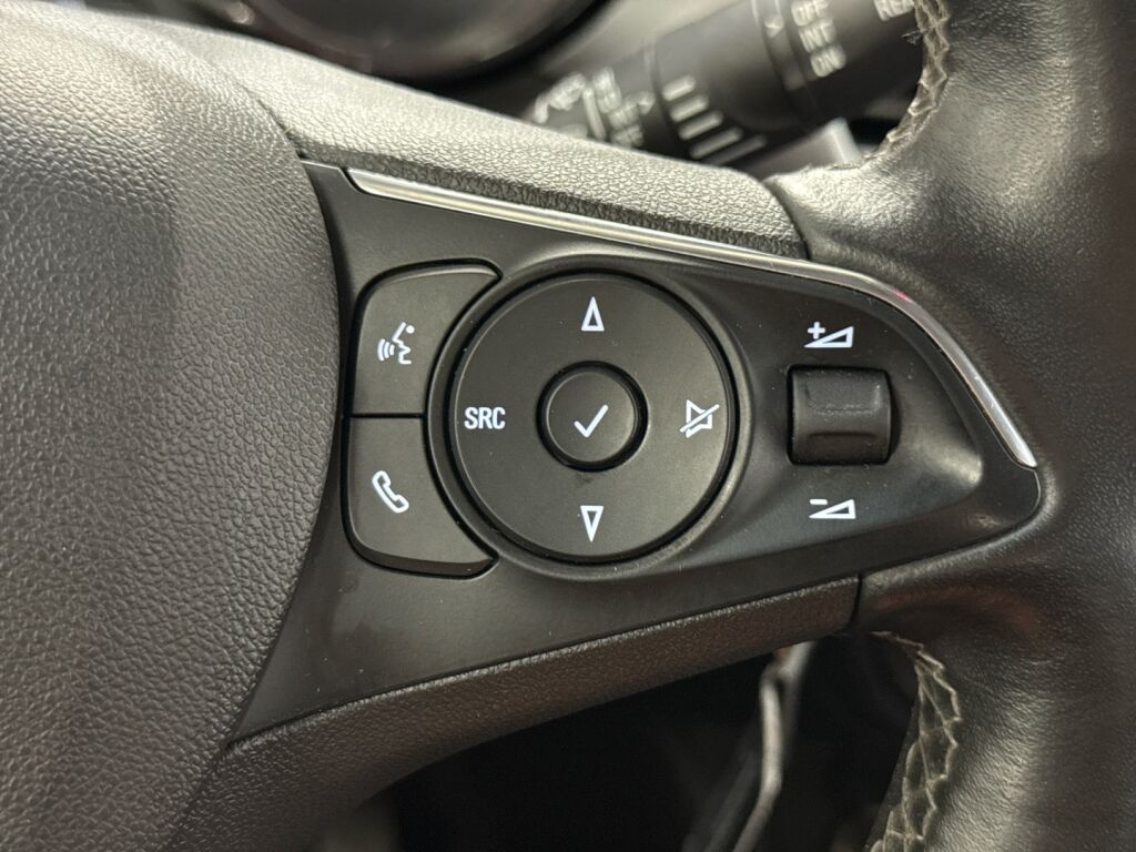 Opel Crossland X 2020 Valkoinen