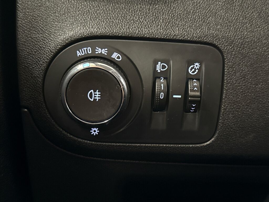 Opel Crossland X 2020 Valkoinen