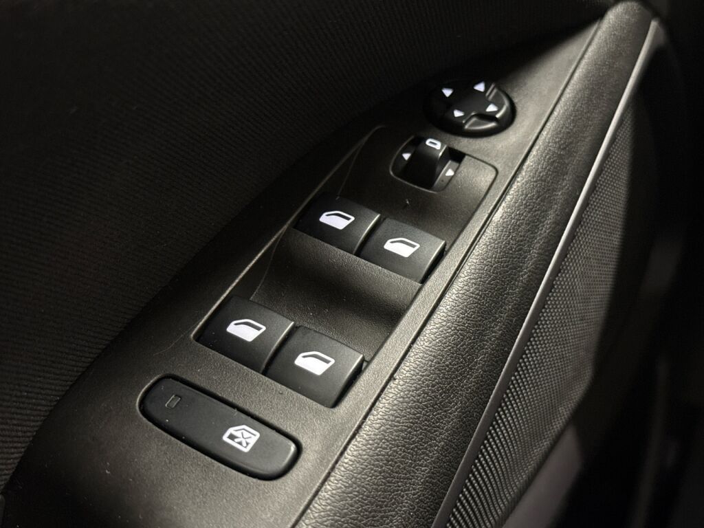 Opel Crossland X 2020 Valkoinen