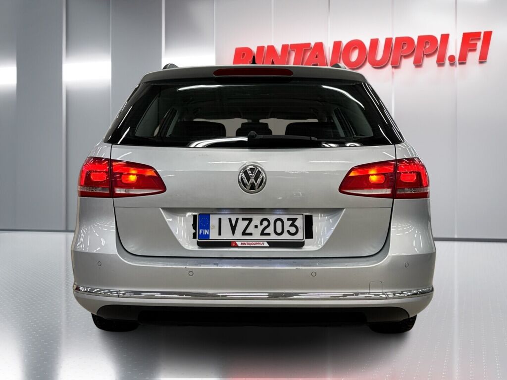 Volkswagen Passat 2012 Harmaa