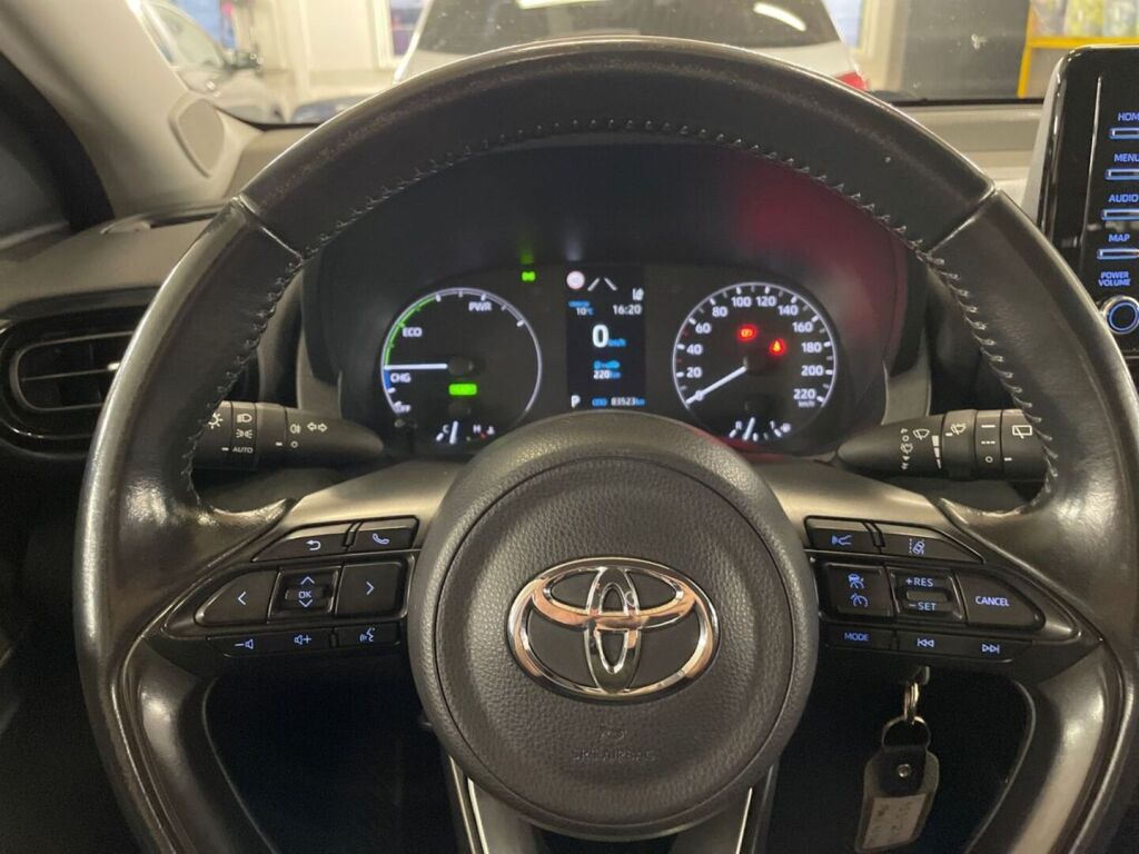 Toyota Yaris 2020 Valkoinen