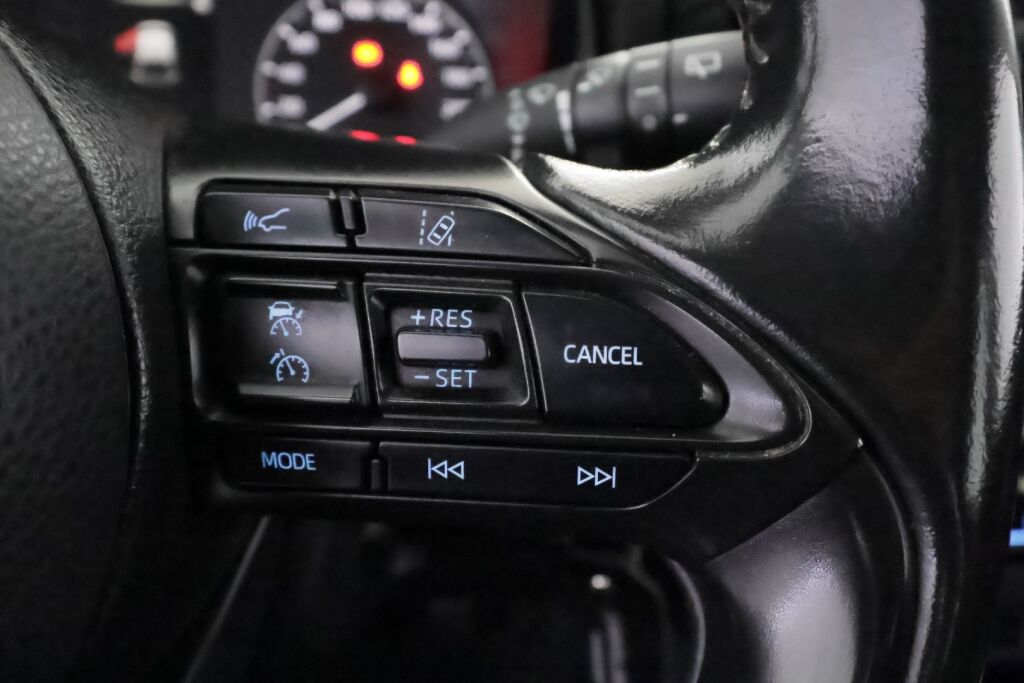 Toyota Yaris 2020 Valkoinen