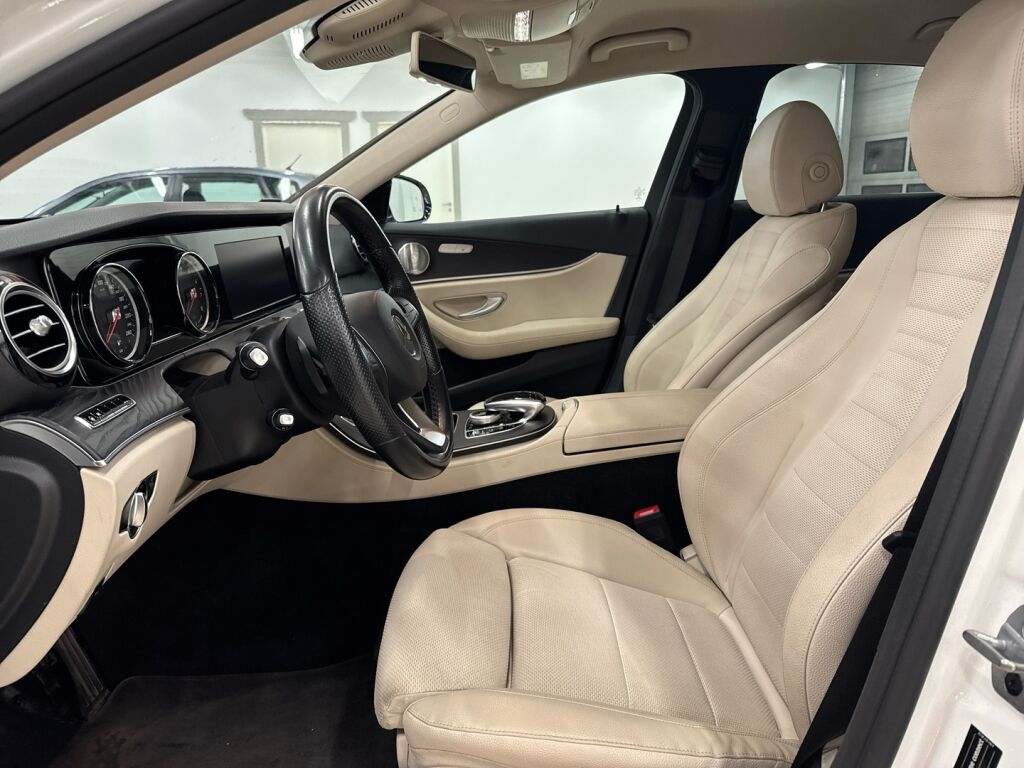 Mercedes-Benz E 2018 Valkoinen