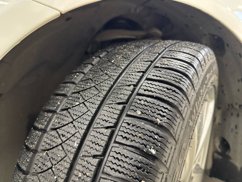 Mercedes-Benz E 2018 Valkoinen