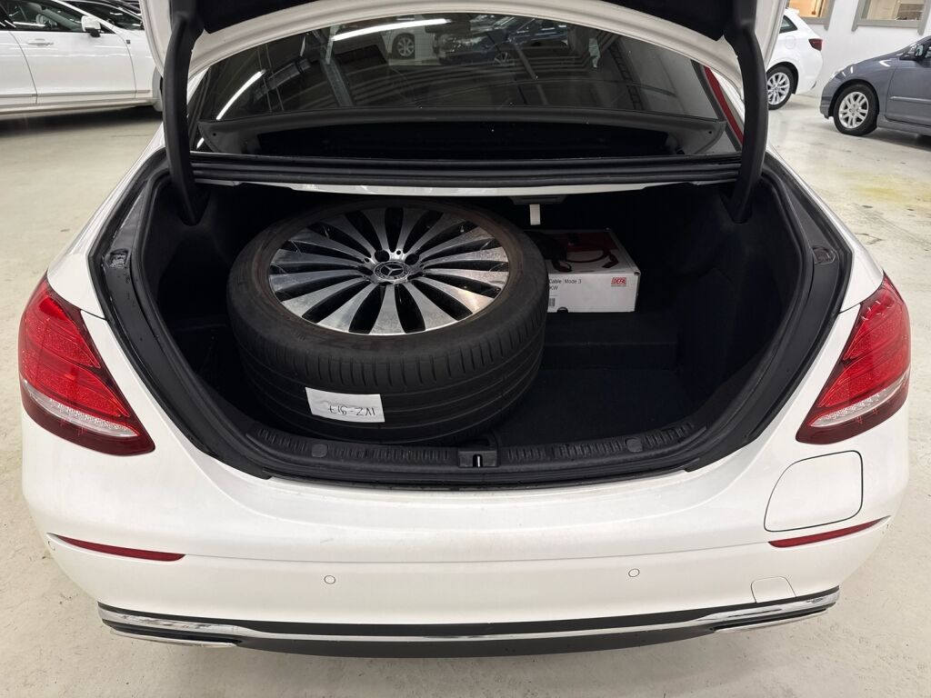 Mercedes-Benz E 2018 Valkoinen