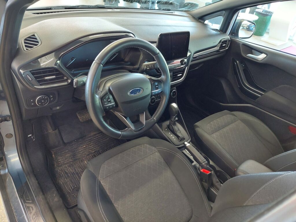 Ford Fiesta 2021 Sininen