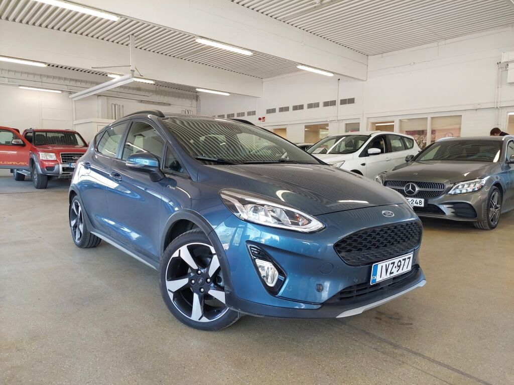 Ford Fiesta 2021 Sininen