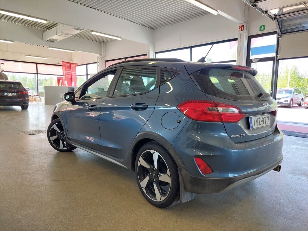 Ford Fiesta 2021 Sininen