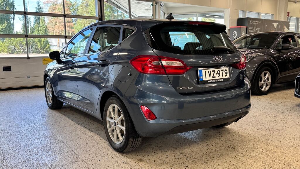Ford Fiesta 2021 Sininen